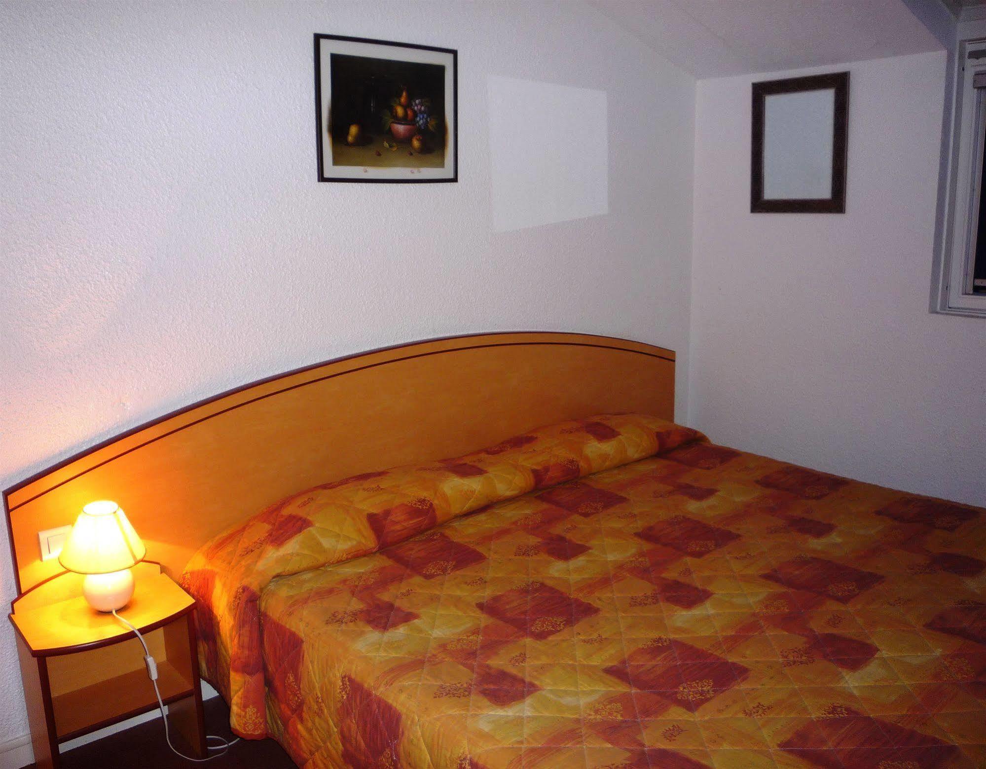 Cit'Hotel- Hotel D'Occitanie 蓬迪卡斯 外观 照片