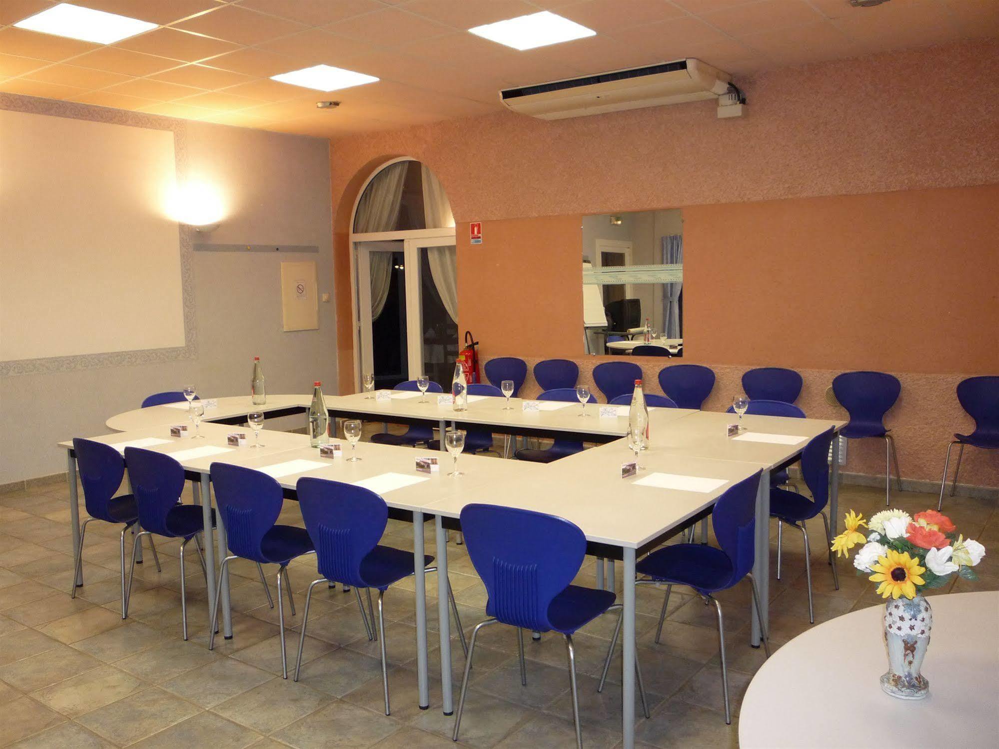 Cit'Hotel- Hotel D'Occitanie 蓬迪卡斯 外观 照片